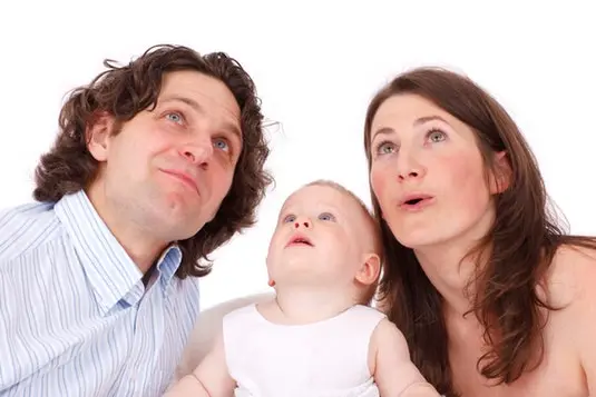 8 Financial & Honest Reasons You Should Wait On Kids